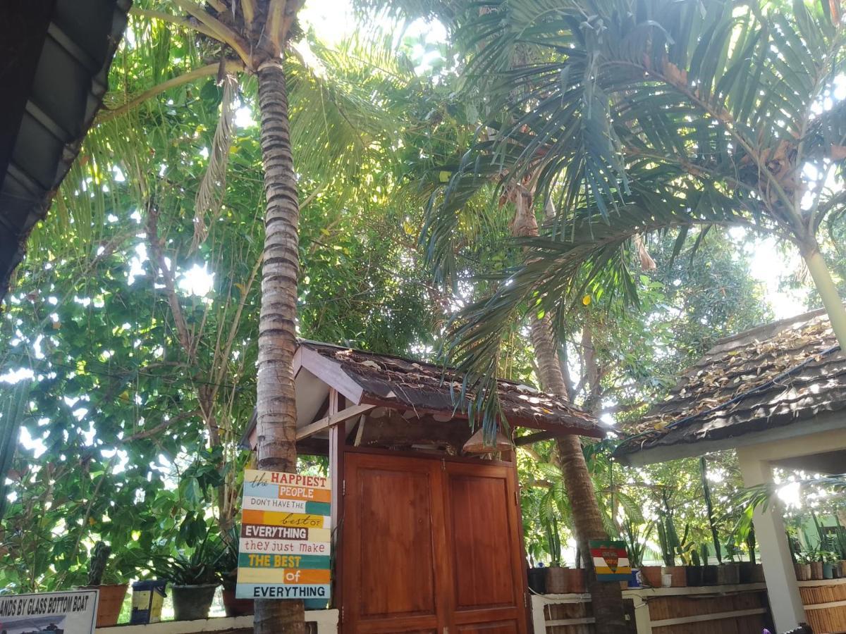 Mangga Homestay Gili Air Buitenkant foto